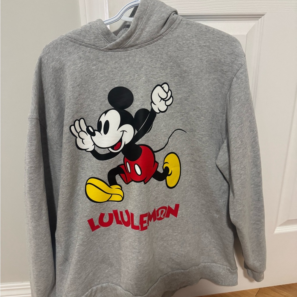 Lululemon Athletica Gray Mickey Mouse Men's Sweater